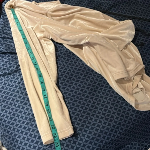 Monte Carlo shiny velvet high neck long sleeve  top Sz L - Picture 6 of 11